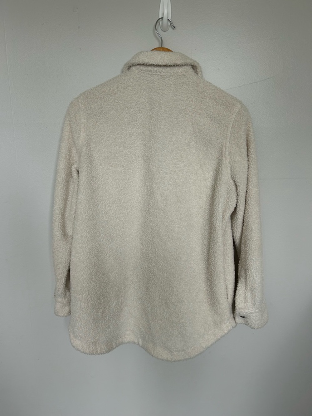 Universal Thread Cream Sherpa Shacket with Button Front - Picture 2 of 3